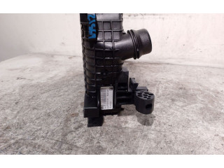 Интеркулер 13283253, 1302143 Opel Meriva A