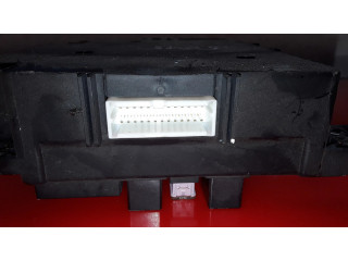 Pojistková skříňka 8637A318, 519087902 Citroen C-Crosser 2009