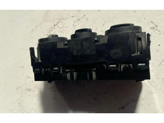 Блок управления климат-контролем    Skoda Fabia Mk3 (NJ)