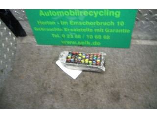 Блок предохранителей Opel Meriva A