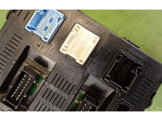 Блок предохранителей 9660105980   Citroen C4 I    