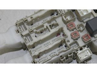 Pojistková skříňka 8273002150A Toyota Auris 150 2007
