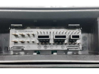 Přístrojová deska Volkswagen Passat Alltrack 2008 3C0920871E