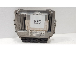 Блок управления двигателем ECU