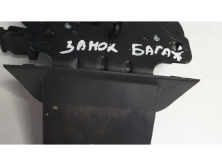 замок багажника 4L0827520 Audi Q7 4L 2005-2015 года