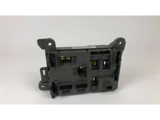 Pojistková skříňka 67761951, B010105300 BMW X5 E70 2013