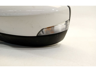 Зеркало электрическое Skoda Fabia Mk3 (NJ) 2015 - 2021 года