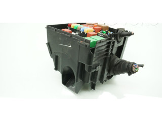 Блок предохранителей     Peugeot 2008 II    