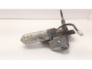 Моторчик заднего дворника 8492007144, LC6267450 Mazda MPV