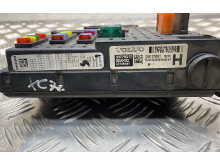 Блок предохранителей 30728512, 28017881 Volvo S80