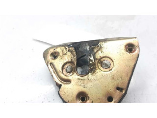 Замок задней крышки (наружный)