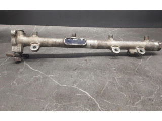 Vstřikovací lišta Mercedes-Benz E W210