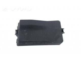 Крышка ящика предохранителей