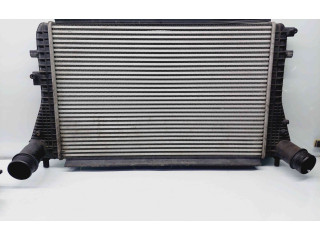 Интеркулер  3C0145805AE   Volkswagen PASSAT CC 