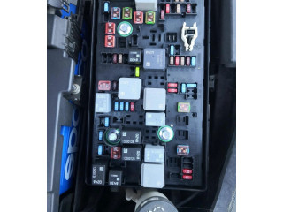 Pojistková skříňka Chevrolet Cruze 2009