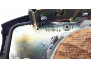 Подушка безопасности водителя GE4T57K00, A10800886427 Mazda 626