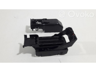 Блок управления двигателя    Chevrolet Camaro