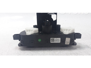 Модуль блока управления кондиционером 275702920R, WQT100C050   Dacia Spring