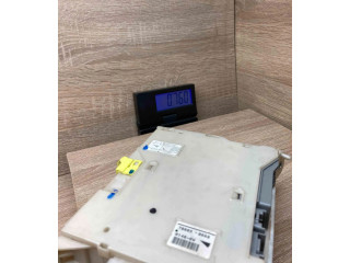 Pojistková skříňka 8273030B61, 8267230070 Lexus GS 300 350 430 450H 2005