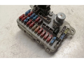 Блок предохранителей  YQE103740, 090816052200   Rover 25    