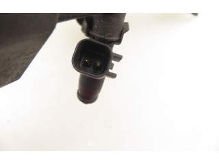 Vstřikovací lišta 04591306AB, 04591306AB   Chrysler 300M    EER 