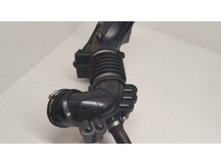 Деталь (детали) канала забора воздуха