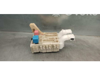 Pojistková skříňka Řídící jednotka BSM 8273052700   Toyota Yaris 2008