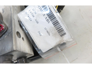 Блок АБС 8Z0907379B, 8Z0614517C Audi A2 - года