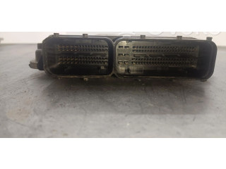 Řídící jednotka 0281019008 Opel Zafira C 2012