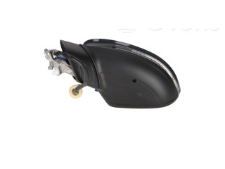 Зеркало электрическое Volkswagen Golf VIII 2019 - года