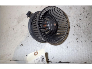 Вентилятор печки 272106020R Dacia Duster