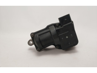 Vstřikovací lišta 059129593E Audi A8 S8 D4 4H