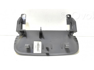 Другая деталь салона