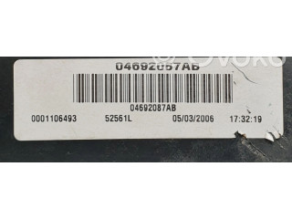 Блок предохранителей 04692087AB Jeep Cherokee