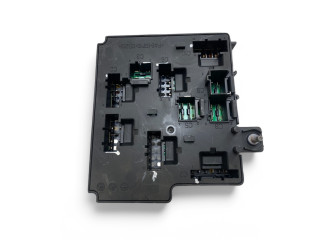 Блок предохранителей 31473771   Volvo XC90    