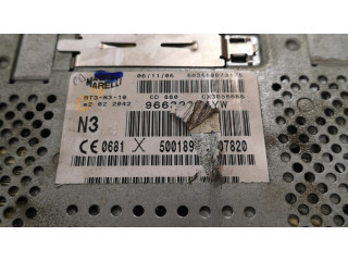 Радио/ проигрыватель CD/DVD / навигация