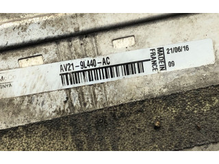 Интеркулер AV21-9L440-AC Ford Fiesta