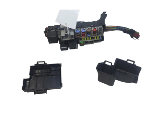 Блок предохранителей 31300188, 31300189 Volvo S60