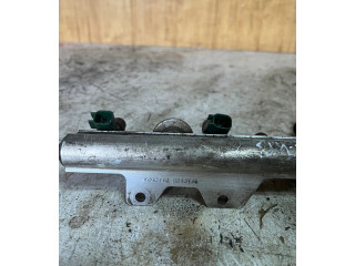 Топливная рампа 2213146   Volvo S80  