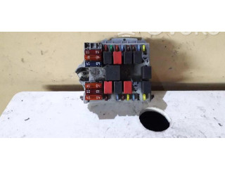 Блок предохранителей 51742420   Alfa Romeo GT    