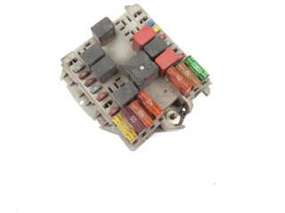 Блок предохранителей 46766027, 46520429 Fiat Albea