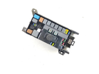 Блок предохранителей 911613E040, 10072150044   KIA Sorento    