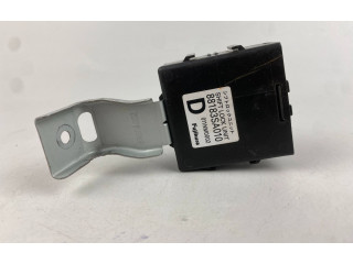 Блок управления 88183SA010 Subaru Forester SG