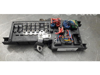 Блок предохранителей 518717004 Volvo S60