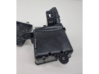 Pojistková skříňka 243843na0a Nssan Leaf I (ZE0) 2017