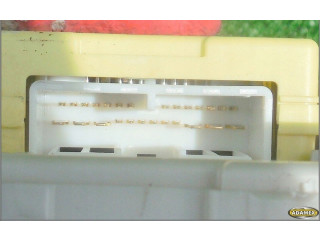 Блок предохранителей    Toyota Corolla Verso E121    