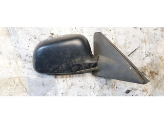 Зеркало электрическое правое Mitsubishi Colt 1992-1996 года