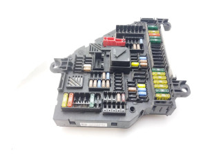 Блок предохранителей 9210860 BMW X3 F25