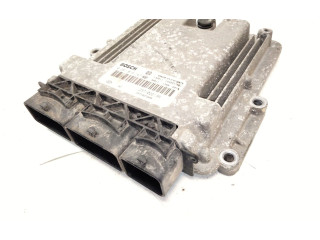 Блок управления двигателя 237102213R, 0281019147 Dacia Dokker