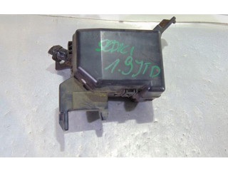   Pojistková skříňka    Fiat Sedici 2005